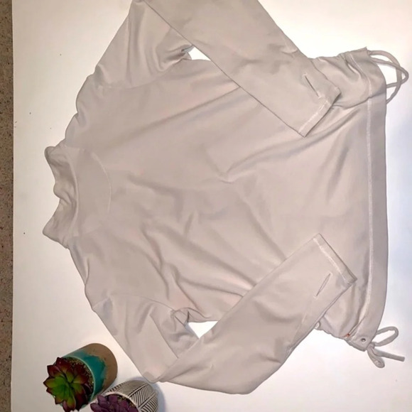 - Lucy Jet Set Half Zip Sweater - Picture 5 of 7